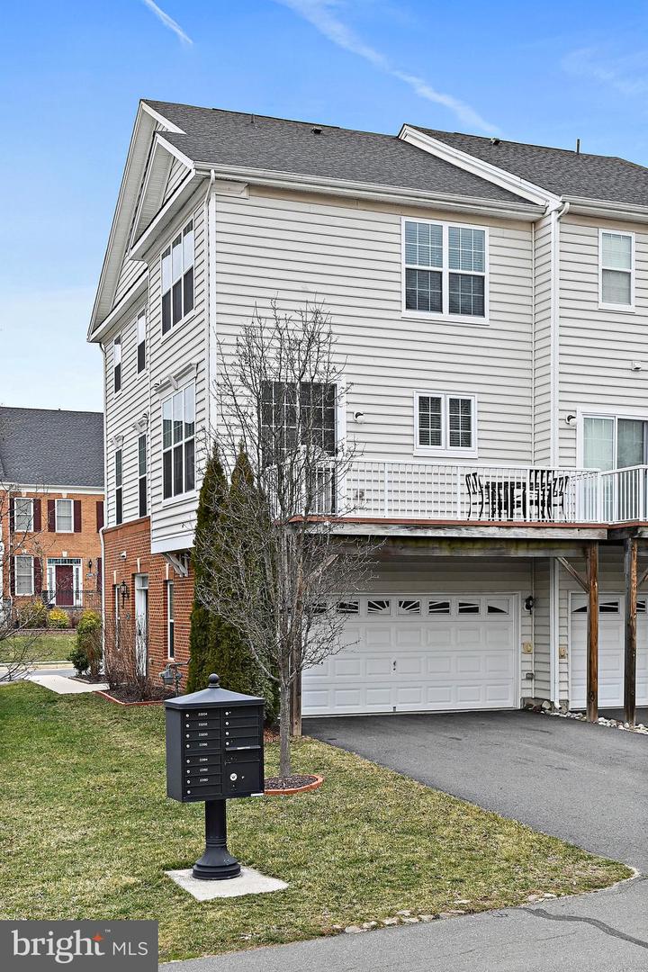 23196 WRATHALL DR, ASHBURN, Virginia 20148, 4 Bedrooms Bedrooms, ,3 BathroomsBathrooms,Residential,For sale,23196 WRATHALL DR,VALO2115430 MLS # VALO2115430