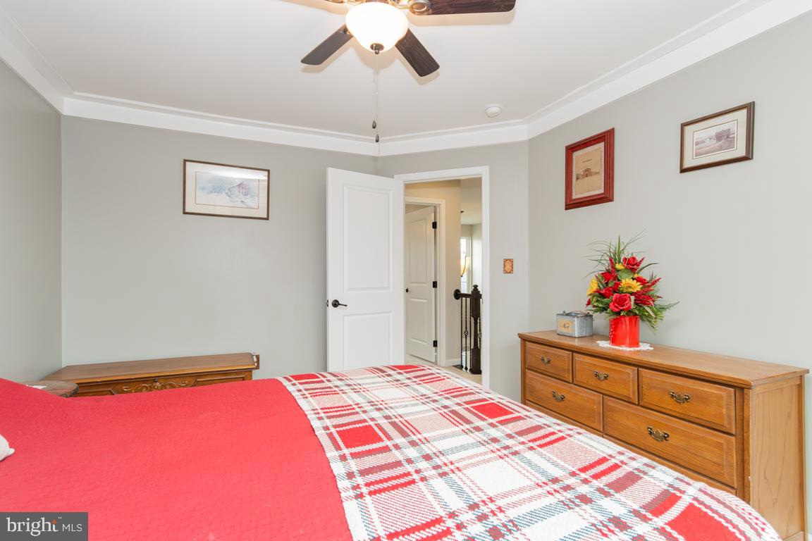 15525 HILLVIEW CT, CULPEPER, Virginia 22701, 4 Bedrooms Bedrooms, ,3 BathroomsBathrooms,Residential,For sale,15525 HILLVIEW CT,VACU2012638 MLS # VACU2012638