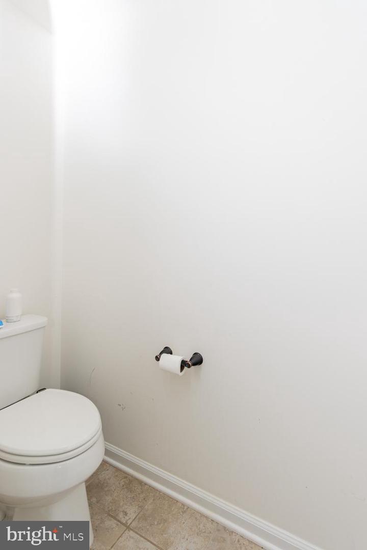 15525 HILLVIEW CT, CULPEPER, Virginia 22701, 4 Bedrooms Bedrooms, ,3 BathroomsBathrooms,Residential,For sale,15525 HILLVIEW CT,VACU2012638 MLS # VACU2012638