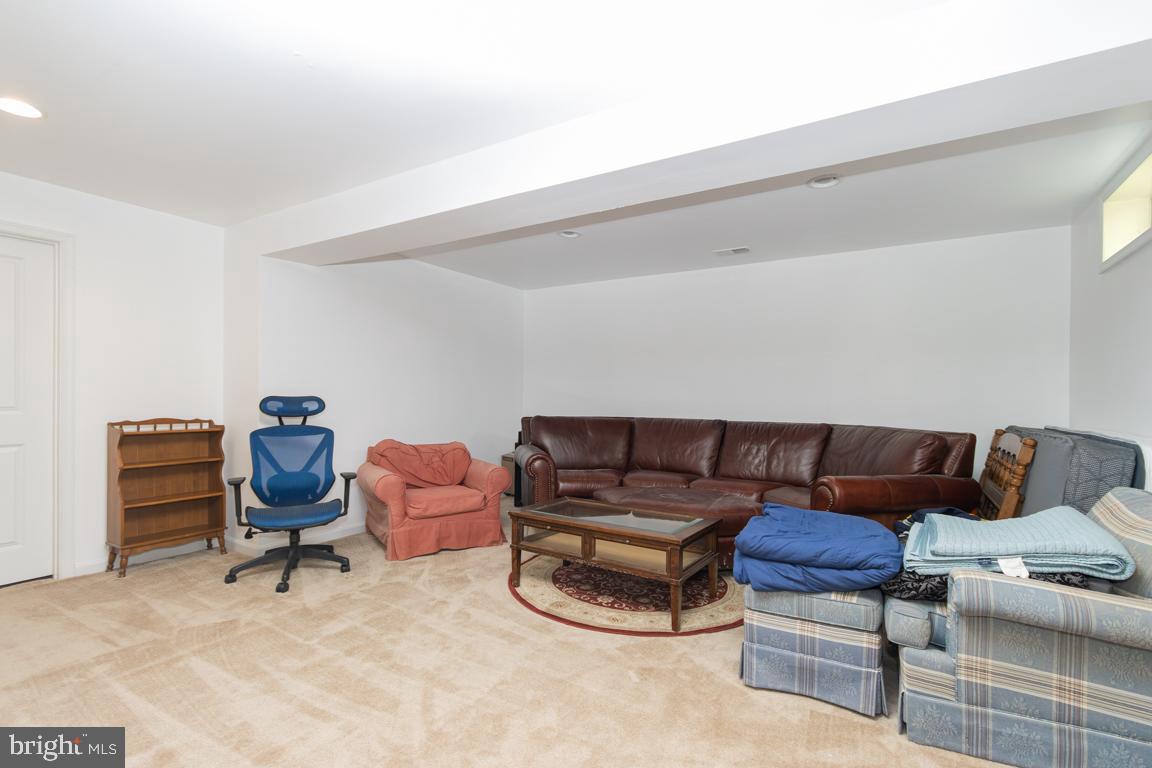 15525 HILLVIEW CT, CULPEPER, Virginia 22701, 4 Bedrooms Bedrooms, ,3 BathroomsBathrooms,Residential,For sale,15525 HILLVIEW CT,VACU2012638 MLS # VACU2012638