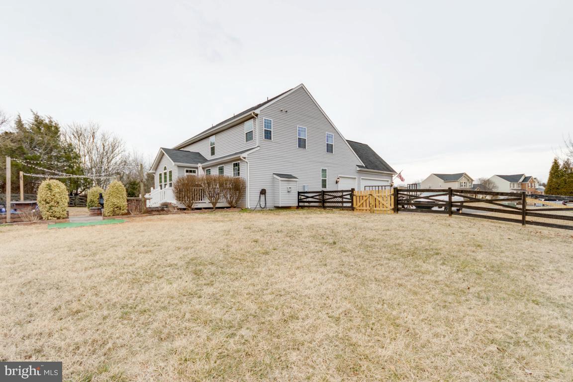 15525 HILLVIEW CT, CULPEPER, Virginia 22701, 4 Bedrooms Bedrooms, ,3 BathroomsBathrooms,Residential,For sale,15525 HILLVIEW CT,VACU2012638 MLS # VACU2012638