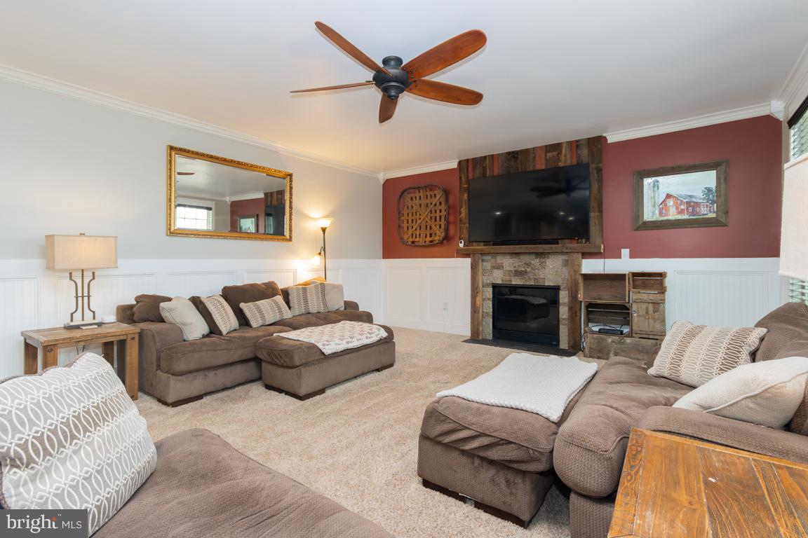 15525 HILLVIEW CT, CULPEPER, Virginia 22701, 4 Bedrooms Bedrooms, ,3 BathroomsBathrooms,Residential,For sale,15525 HILLVIEW CT,VACU2012638 MLS # VACU2012638