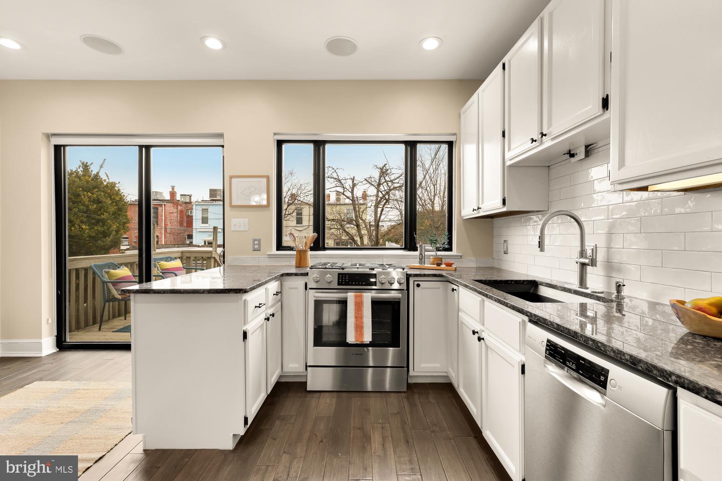 313 14TH ST NE, WASHINGTON, District Of Columbia 20002, 4 Bedrooms Bedrooms, ,3 BathroomsBathrooms,Residential,For sale,313 14TH ST NE,DCDC2245434 MLS # DCDC2245434