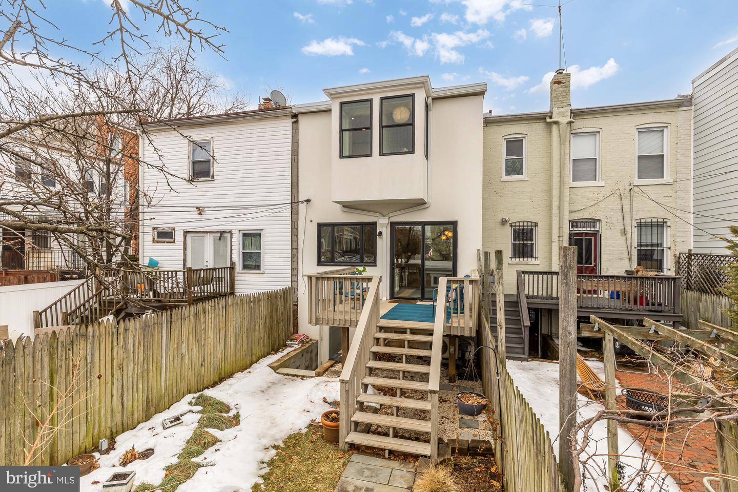 313 14TH ST NE, WASHINGTON, District Of Columbia 20002, 4 Bedrooms Bedrooms, ,3 BathroomsBathrooms,Residential,For sale,313 14TH ST NE,DCDC2245434 MLS # DCDC2245434