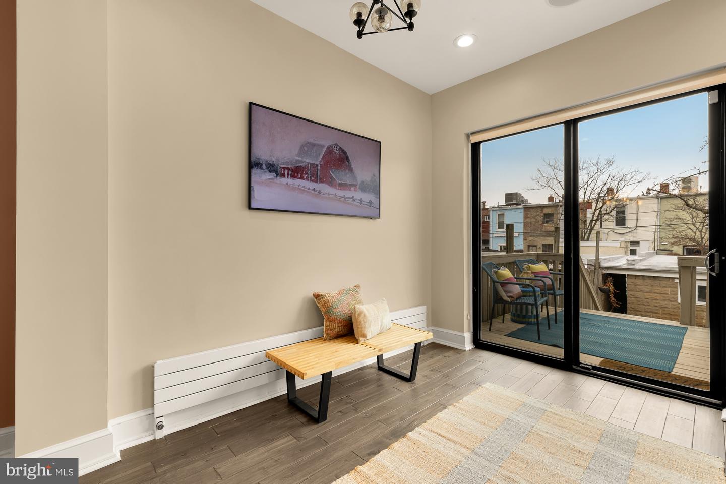 313 14TH ST NE, WASHINGTON, District Of Columbia 20002, 4 Bedrooms Bedrooms, ,3 BathroomsBathrooms,Residential,For sale,313 14TH ST NE,DCDC2245434 MLS # DCDC2245434