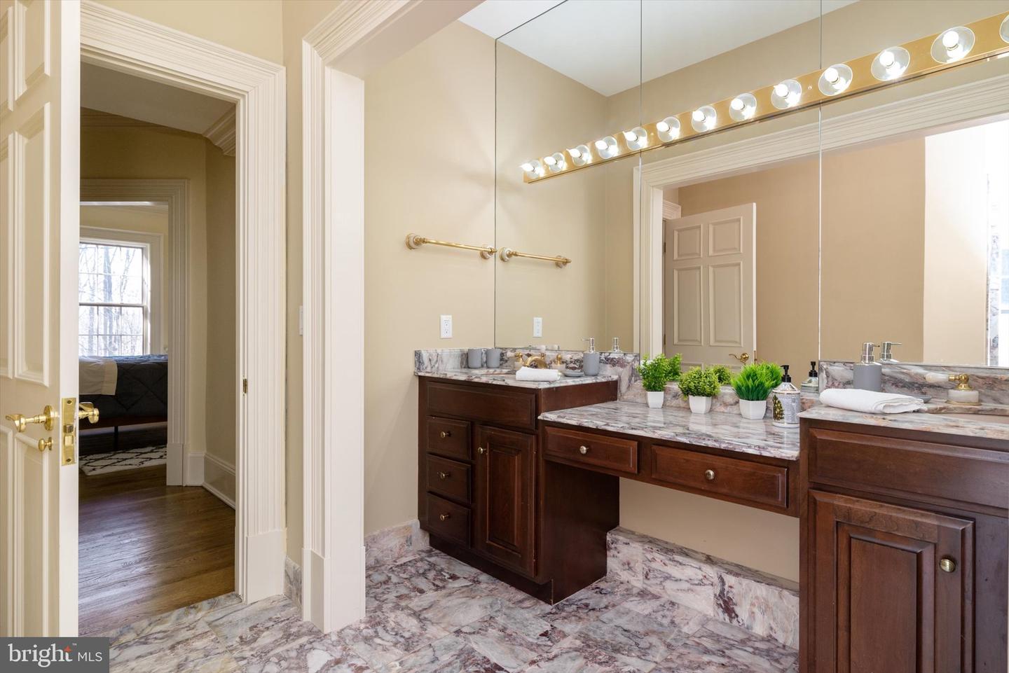 8537 OLD DOMINION DR, MCLEAN, Virginia 22102, 9 Bedrooms Bedrooms, ,10 BathroomsBathrooms,Residential,For sale,8537 OLD DOMINION DR,VAFX2290278 MLS # VAFX2290278