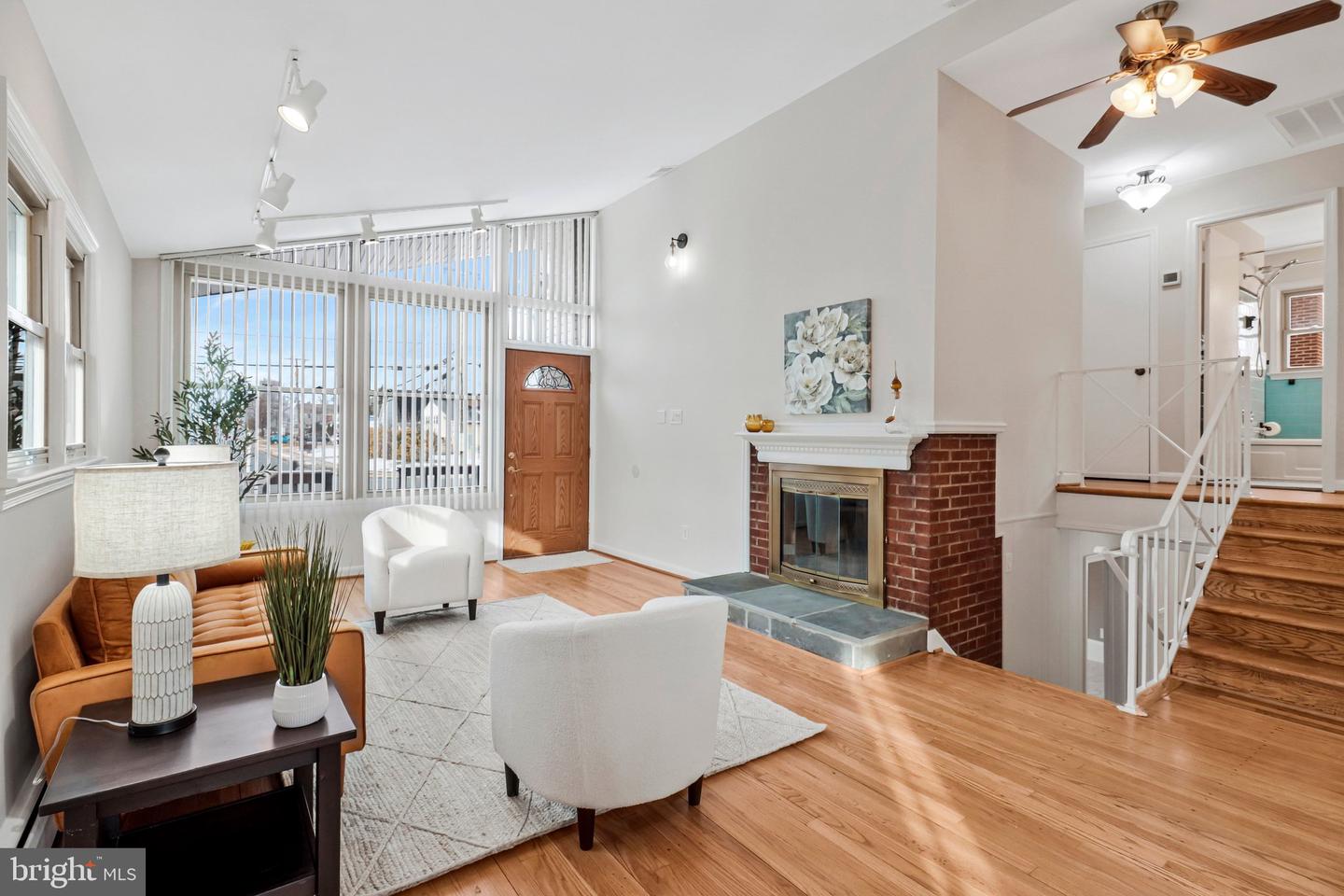 6323 HILLCREST PL, ALEXANDRIA, Virginia 22312, 3 Bedrooms Bedrooms, ,2 BathroomsBathrooms,Residential,For sale,6323 HILLCREST PL,VAFX2290384 MLS # VAFX2290384