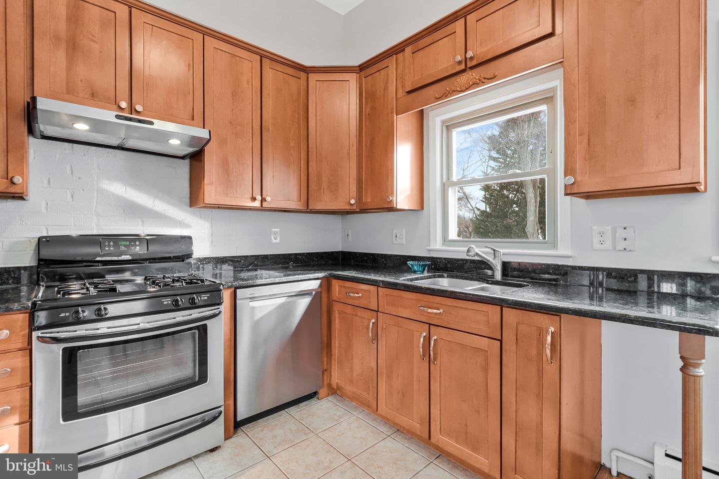 6323 HILLCREST PL, ALEXANDRIA, Virginia 22312, 3 Bedrooms Bedrooms, ,2 BathroomsBathrooms,Residential,For sale,6323 HILLCREST PL,VAFX2290384 MLS # VAFX2290384