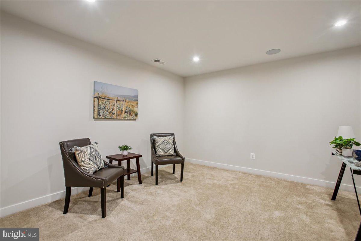 2105 HEMLOCK BAY RD, DUMFRIES, Virginia 22026, 3 Bedrooms Bedrooms, ,3 BathroomsBathrooms,Residential,For sale,2105 HEMLOCK BAY RD,VAPW2112304 MLS # VAPW2112304