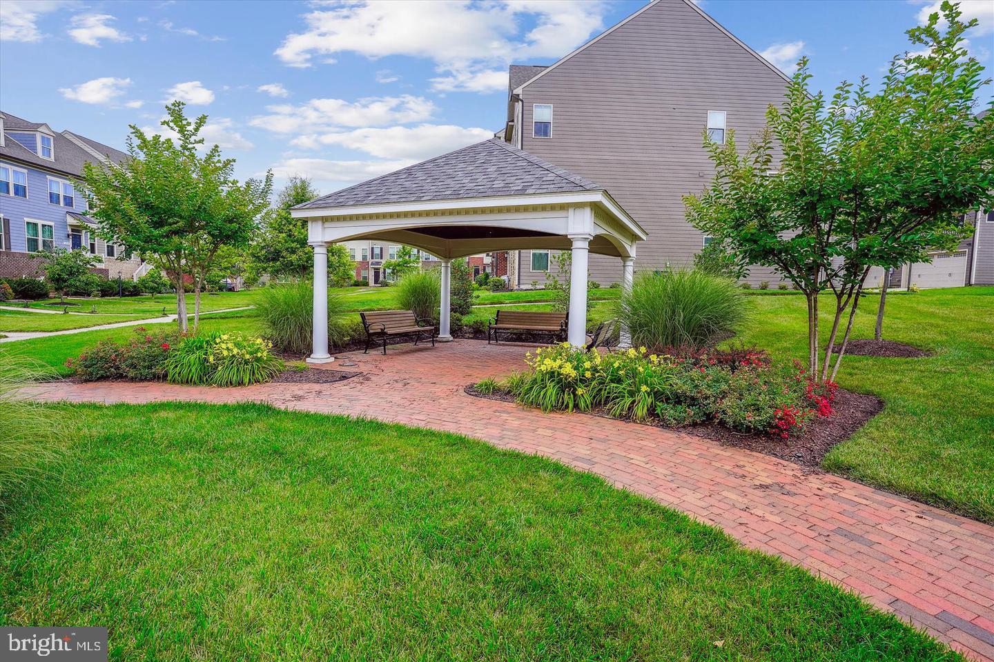 2105 HEMLOCK BAY RD, DUMFRIES, Virginia 22026, 3 Bedrooms Bedrooms, ,3 BathroomsBathrooms,Residential,For sale,2105 HEMLOCK BAY RD,VAPW2112304 MLS # VAPW2112304