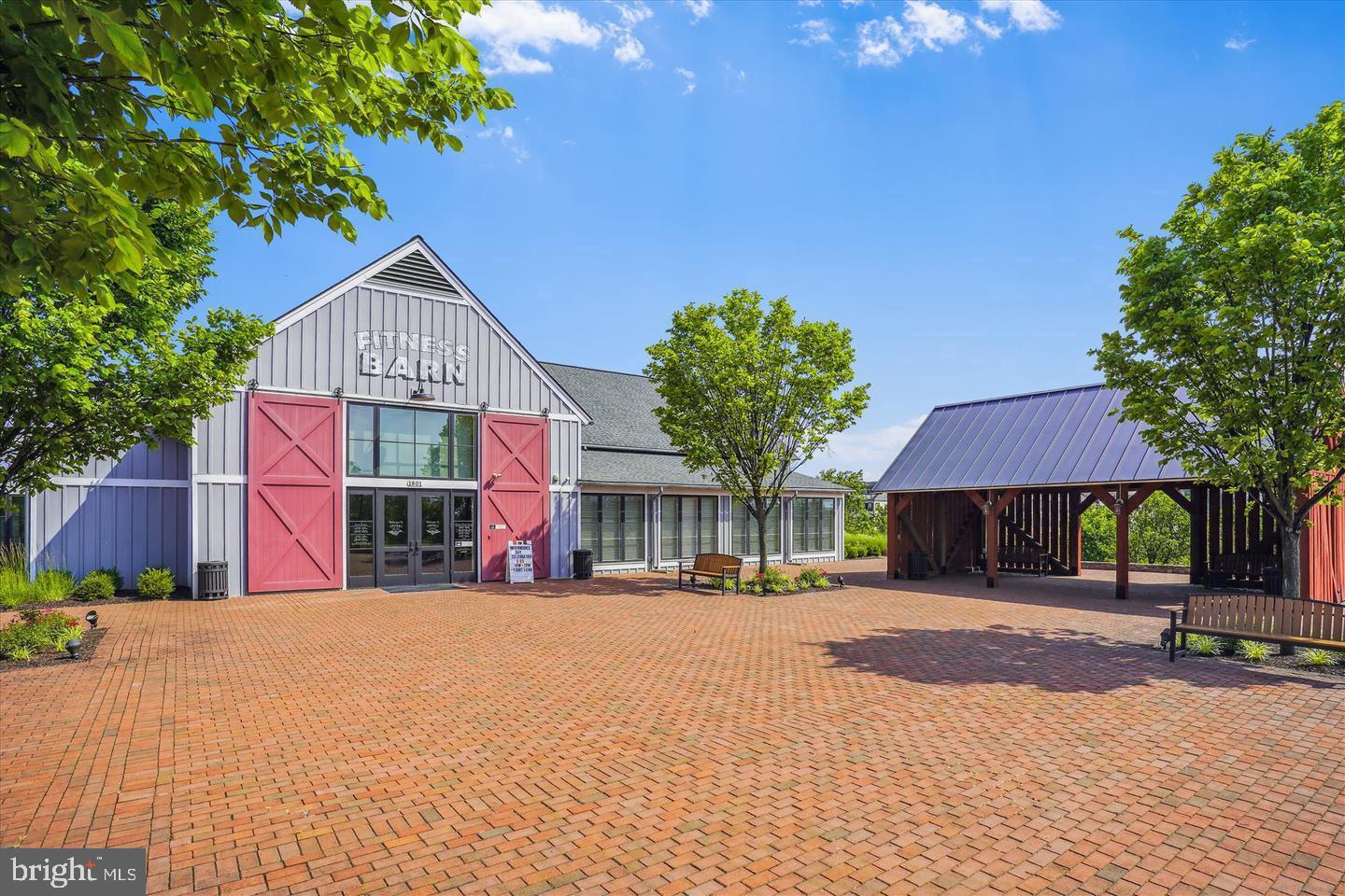 2105 HEMLOCK BAY RD, DUMFRIES, Virginia 22026, 3 Bedrooms Bedrooms, ,3 BathroomsBathrooms,Residential,For sale,2105 HEMLOCK BAY RD,VAPW2112304 MLS # VAPW2112304