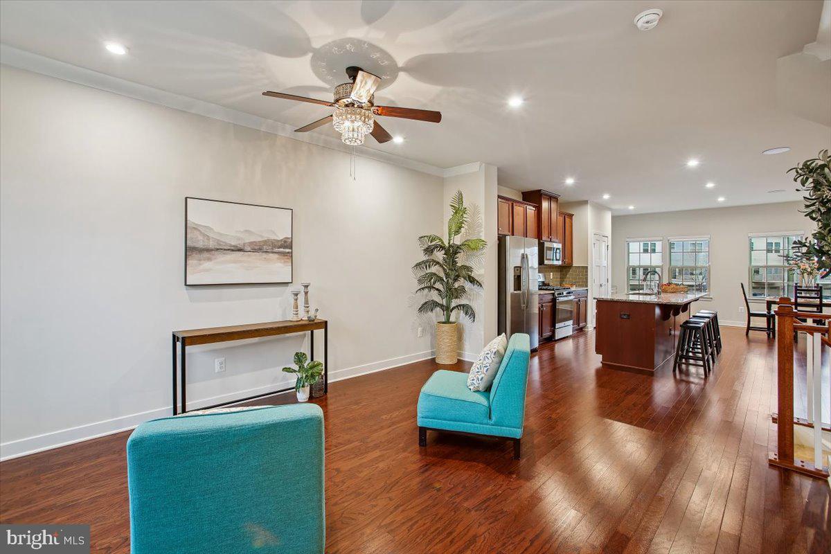 2105 HEMLOCK BAY RD, DUMFRIES, Virginia 22026, 3 Bedrooms Bedrooms, ,3 BathroomsBathrooms,Residential,For sale,2105 HEMLOCK BAY RD,VAPW2112304 MLS # VAPW2112304