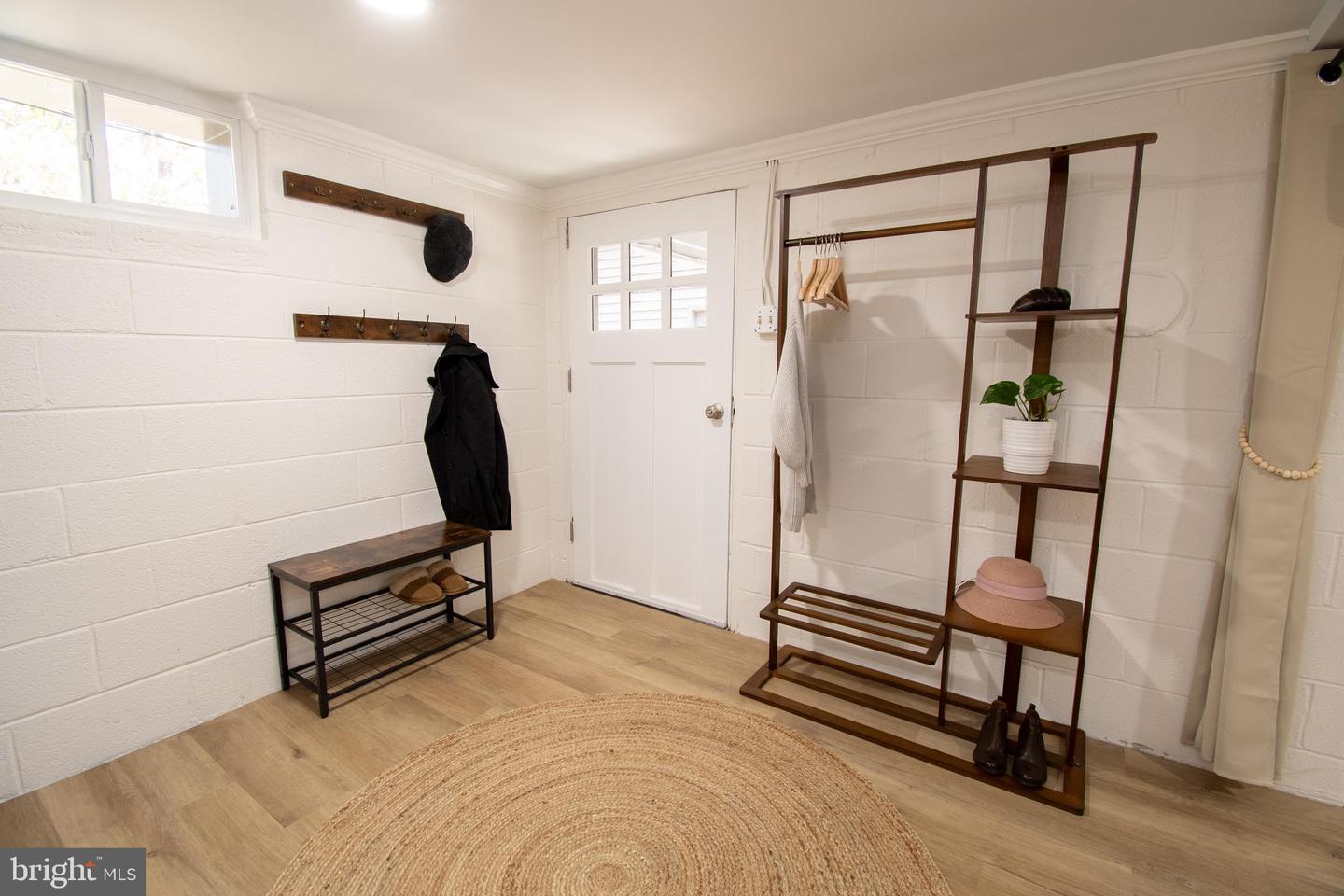 207 GARY LN, FRONT ROYAL, Virginia 22630, 2 Bedrooms Bedrooms, ,1 BathroomBathrooms,Residential,For sale,207 GARY LN,VAWR2013400 MLS # VAWR2013400