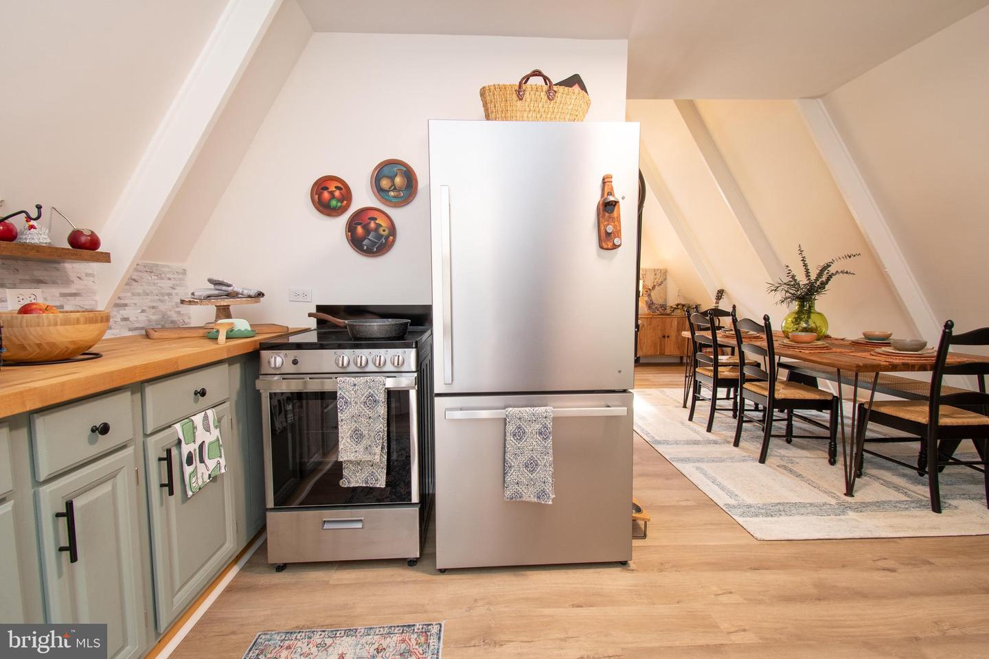 207 GARY LN, FRONT ROYAL, Virginia 22630, 2 Bedrooms Bedrooms, ,1 BathroomBathrooms,Residential,For sale,207 GARY LN,VAWR2013400 MLS # VAWR2013400