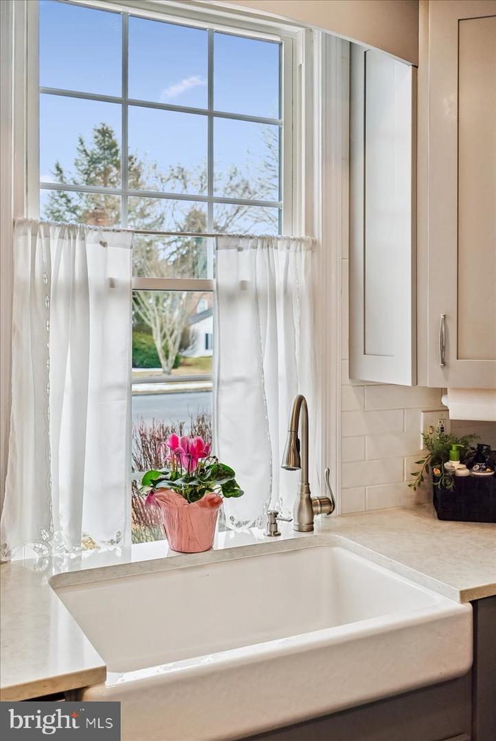 7 ACADEMY CT, BERRYVILLE, Virginia 22611, 3 Bedrooms Bedrooms, 10 Rooms Rooms,2 BathroomsBathrooms,Residential,For sale,7 ACADEMY CT,VACL2006502 MLS # VACL2006502 7 ACADEMY CT, BERRYVILLE, Virginia 22611, 3 Bedrooms Bedrooms, 10 Rooms Rooms,2 BathroomsBathrooms,Residential,For sale,7 ACADEMY CT,VACL2006502 MLS # VACL2006502