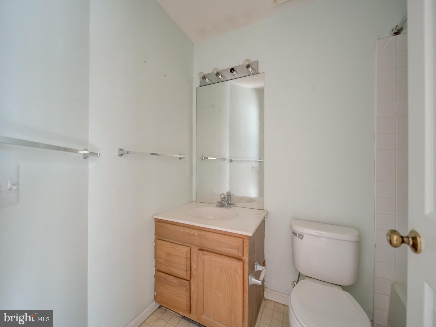 1912 BEEGEE CT, WOODBRIDGE, Virginia 22192, 3 Bedrooms Bedrooms, ,3 BathroomsBathrooms,Residential,For sale,1912 BEEGEE CT,VAPW2112330 MLS # VAPW2112330