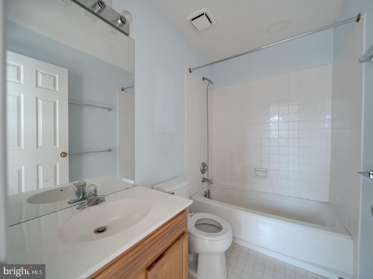 1912 BEEGEE CT, WOODBRIDGE, Virginia 22192, 3 Bedrooms Bedrooms, ,3 BathroomsBathrooms,Residential,For sale,1912 BEEGEE CT,VAPW2112330 MLS # VAPW2112330