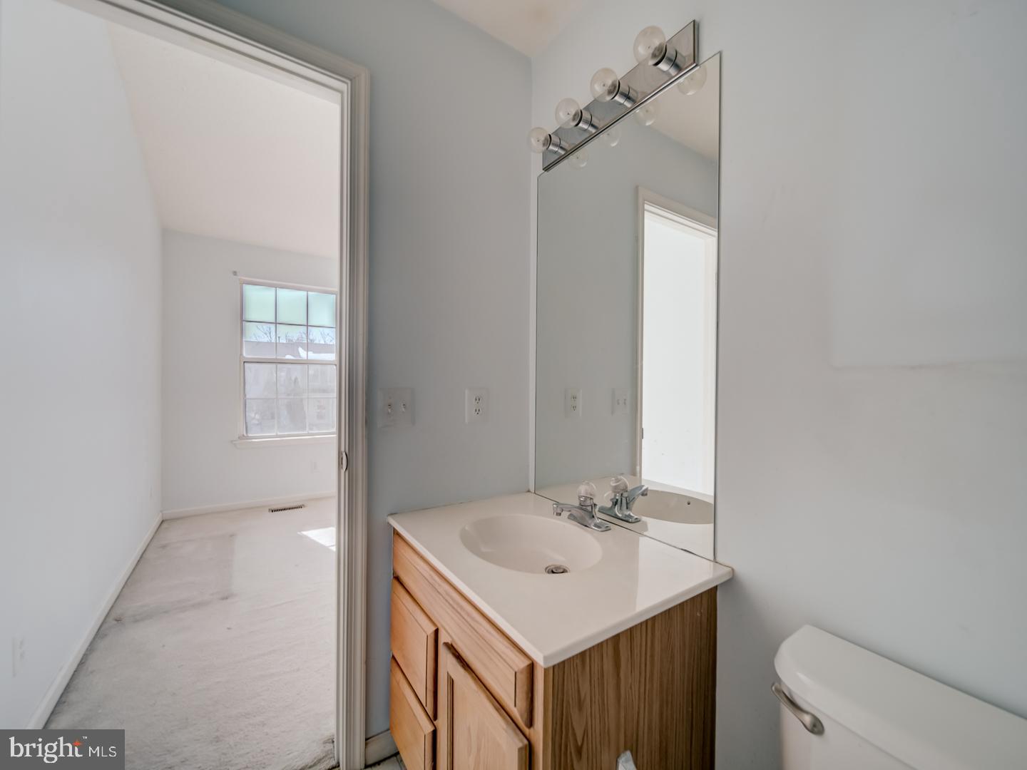 1912 BEEGEE CT, WOODBRIDGE, Virginia 22192, 3 Bedrooms Bedrooms, ,3 BathroomsBathrooms,Residential,For sale,1912 BEEGEE CT,VAPW2112330 MLS # VAPW2112330