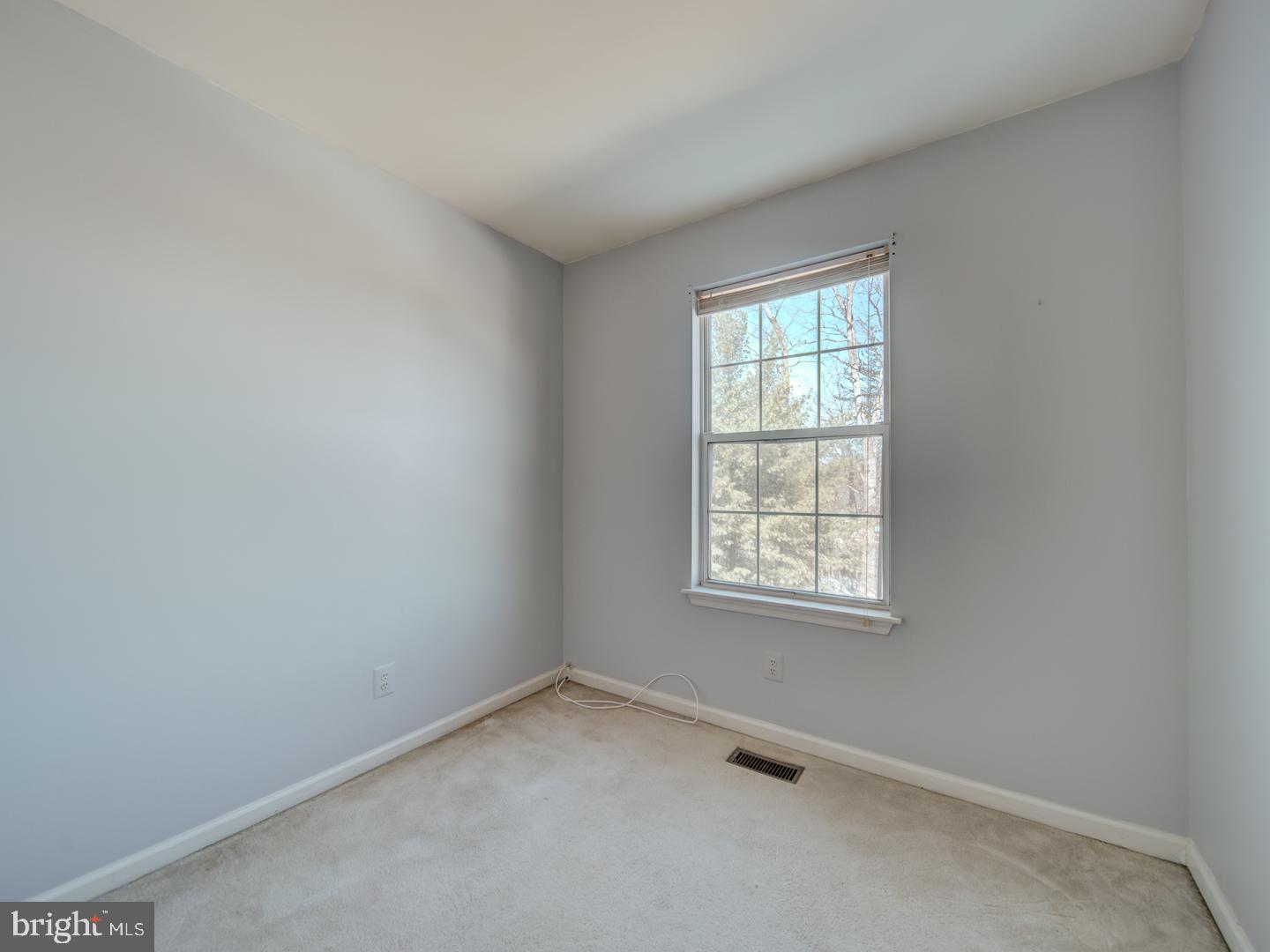 1912 BEEGEE CT, WOODBRIDGE, Virginia 22192, 3 Bedrooms Bedrooms, ,3 BathroomsBathrooms,Residential,For sale,1912 BEEGEE CT,VAPW2112330 MLS # VAPW2112330