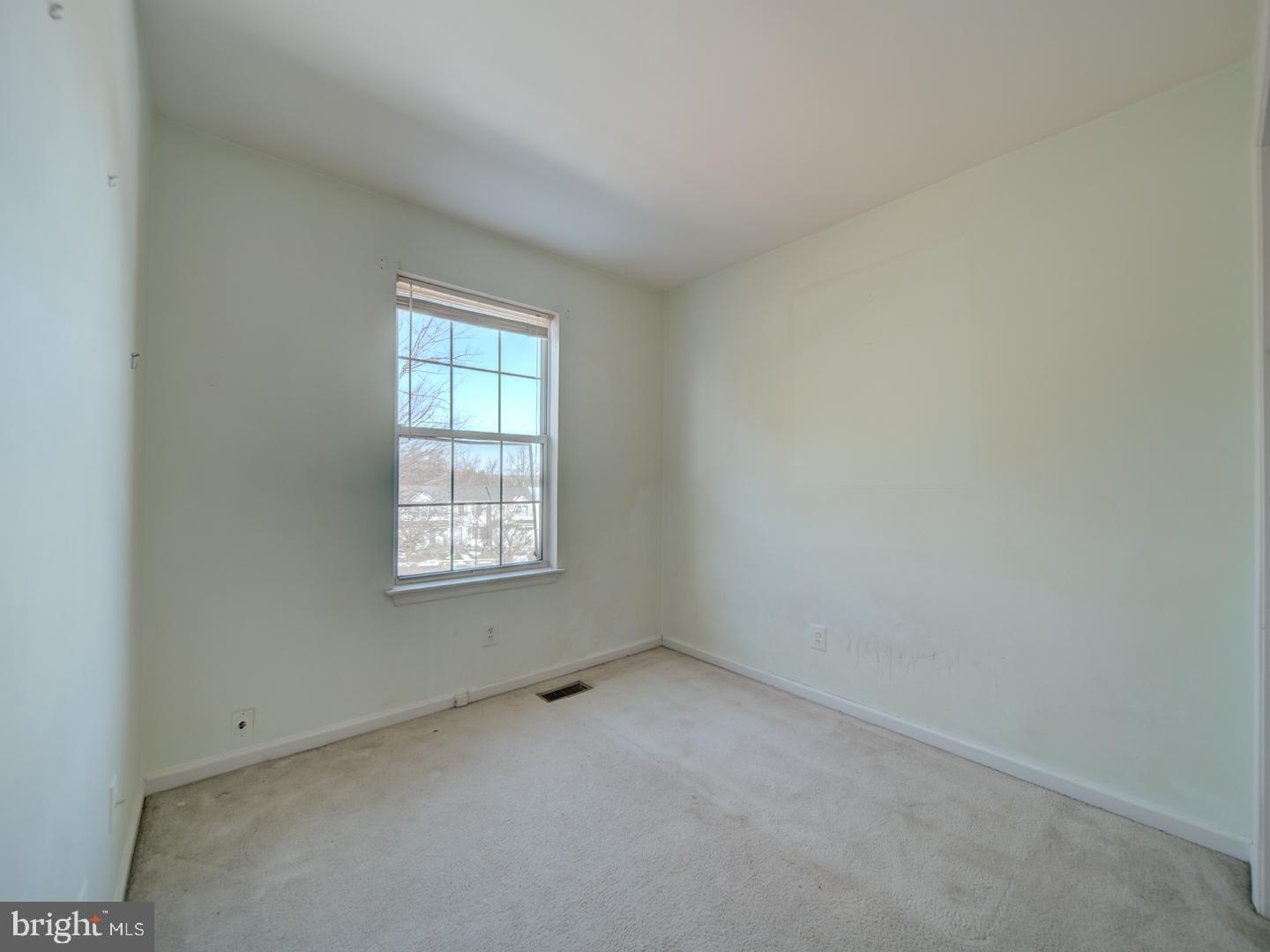 1912 BEEGEE CT, WOODBRIDGE, Virginia 22192, 3 Bedrooms Bedrooms, ,3 BathroomsBathrooms,Residential,For sale,1912 BEEGEE CT,VAPW2112330 MLS # VAPW2112330