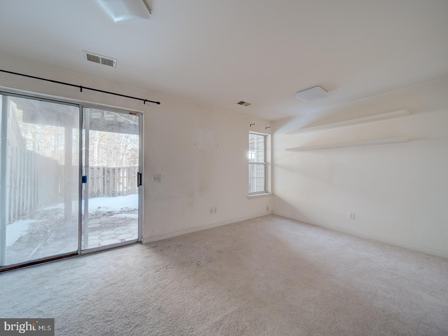 1912 BEEGEE CT, WOODBRIDGE, Virginia 22192, 3 Bedrooms Bedrooms, ,3 BathroomsBathrooms,Residential,For sale,1912 BEEGEE CT,VAPW2112330 MLS # VAPW2112330