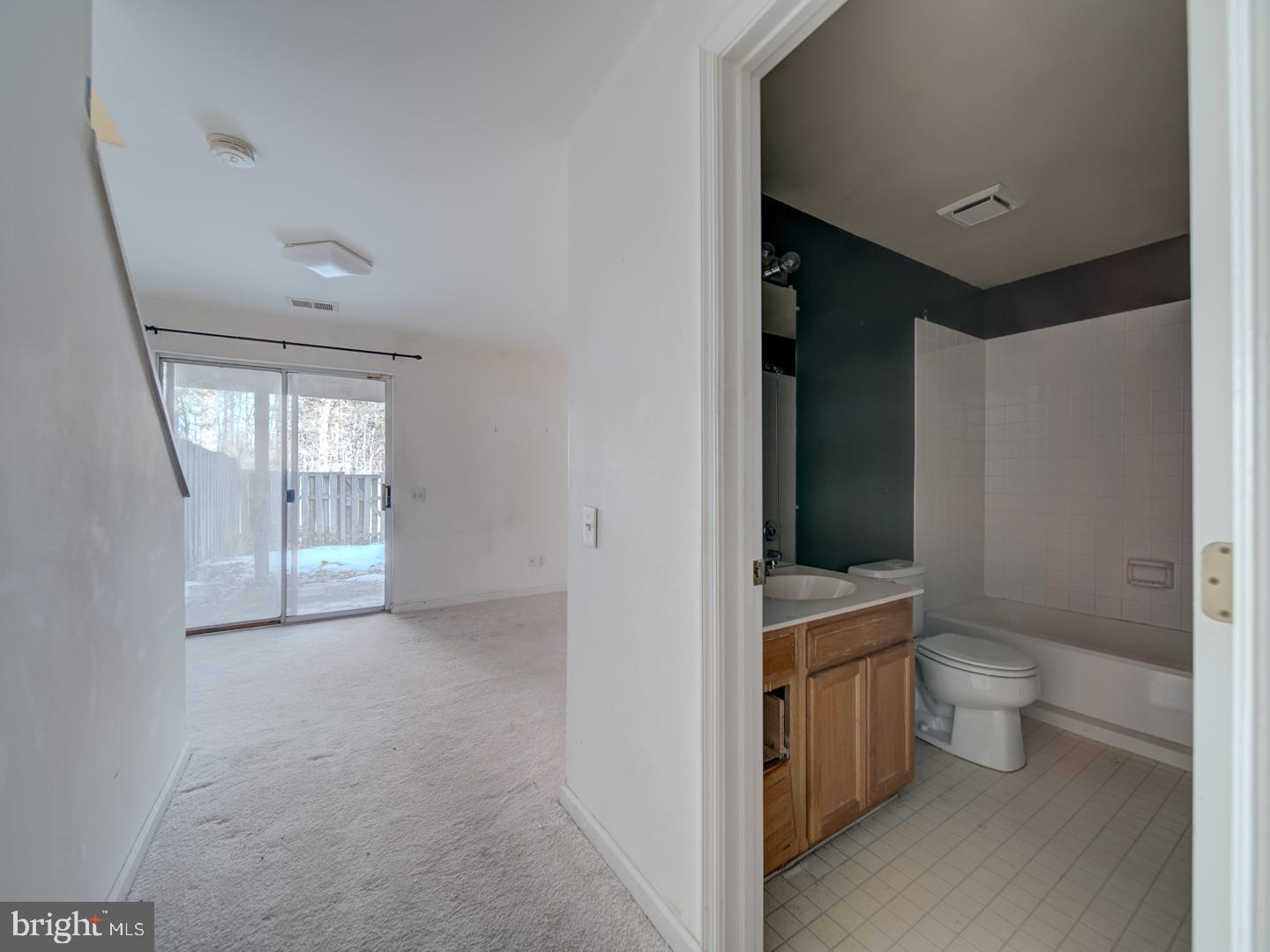 1912 BEEGEE CT, WOODBRIDGE, Virginia 22192, 3 Bedrooms Bedrooms, ,3 BathroomsBathrooms,Residential,For sale,1912 BEEGEE CT,VAPW2112330 MLS # VAPW2112330