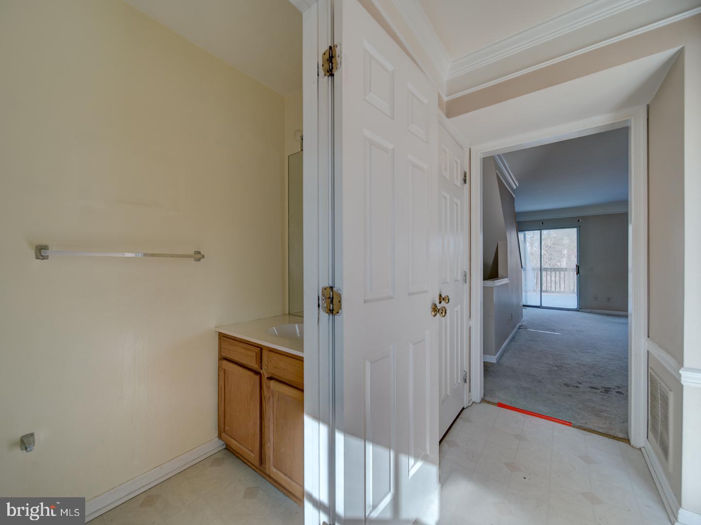 1912 BEEGEE CT, WOODBRIDGE, Virginia 22192, 3 Bedrooms Bedrooms, ,3 BathroomsBathrooms,Residential,For sale,1912 BEEGEE CT,VAPW2112330 MLS # VAPW2112330