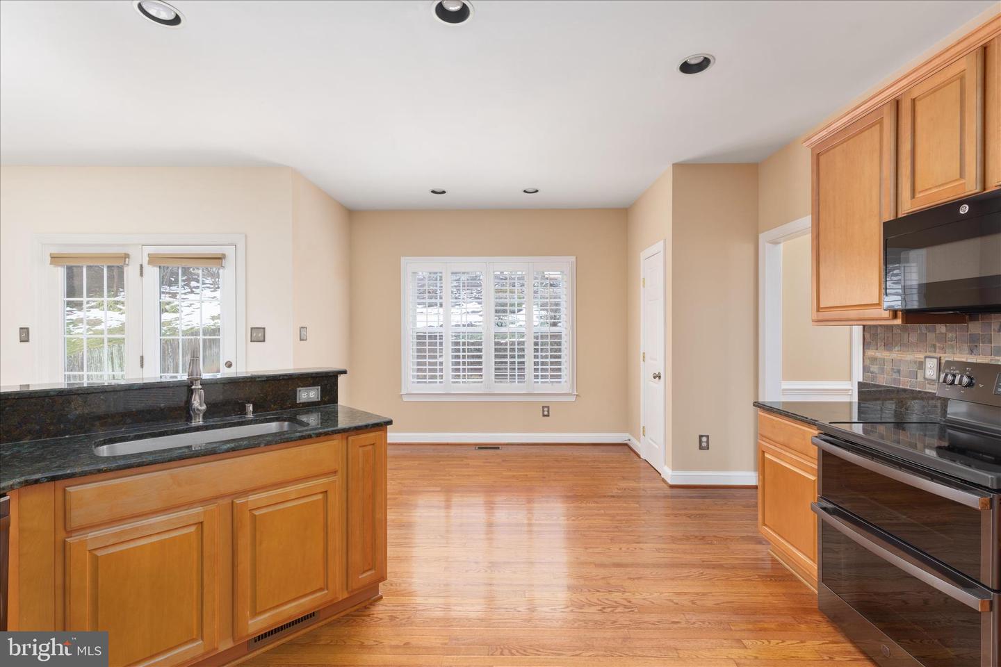 1917 HARVEST DR, WINCHESTER, Virginia 22601, 4 Bedrooms Bedrooms, ,2 BathroomsBathrooms,Residential,For sale,1917 HARVEST DR,VAWI2009976 MLS # VAWI2009976