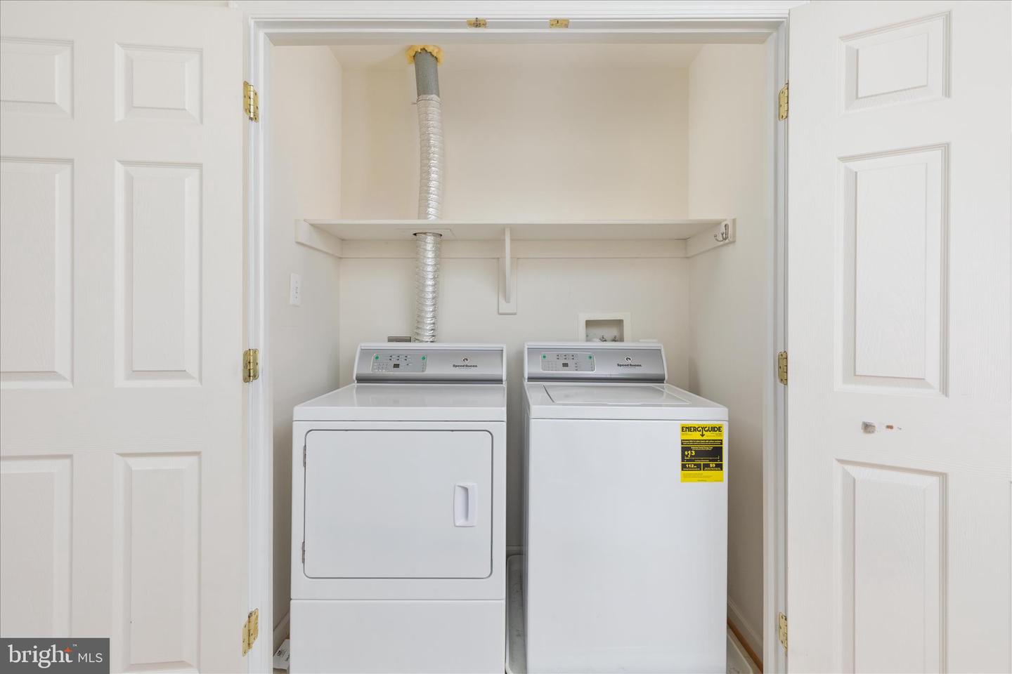 1917 HARVEST DR, WINCHESTER, Virginia 22601, 4 Bedrooms Bedrooms, ,2 BathroomsBathrooms,Residential,For sale,1917 HARVEST DR,VAWI2009976 MLS # VAWI2009976