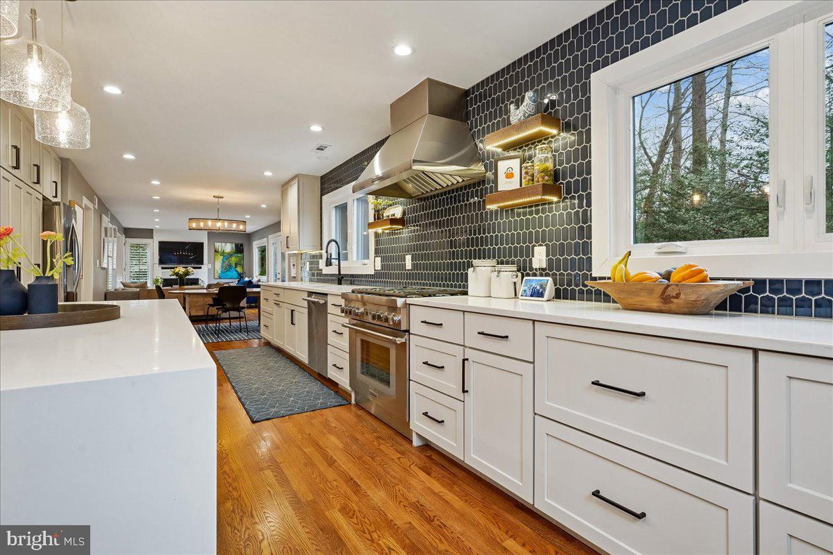 2111 LIRIO CT, RESTON, Virginia 20191, 4 Bedrooms Bedrooms, ,3 BathroomsBathrooms,Residential,For sale,2111 LIRIO CT,VAFX2290814 MLS # VAFX2290814