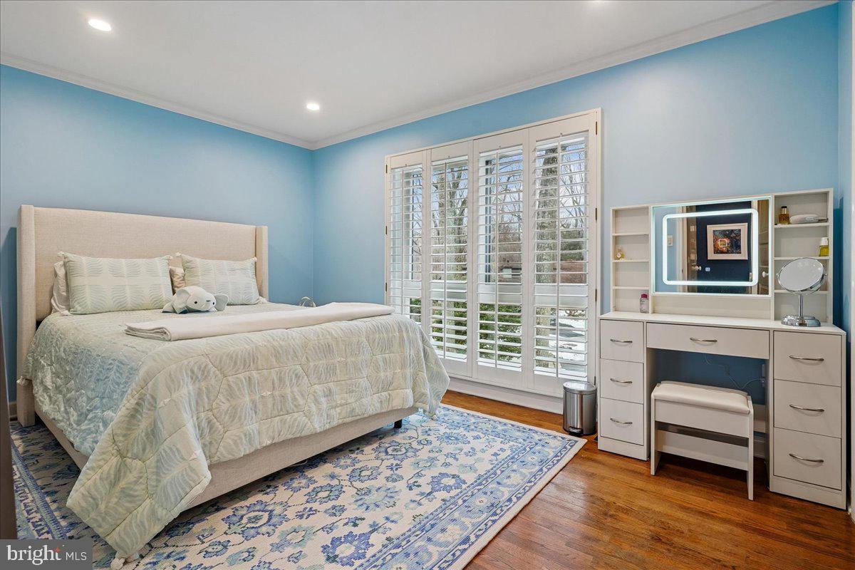 2111 LIRIO CT, RESTON, Virginia 20191, 4 Bedrooms Bedrooms, ,3 BathroomsBathrooms,Residential,For sale,2111 LIRIO CT,VAFX2290814 MLS # VAFX2290814