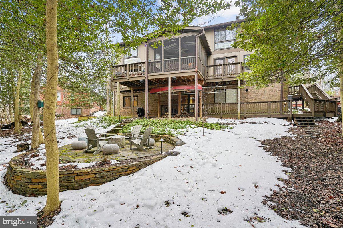 2111 LIRIO CT, RESTON, Virginia 20191, 4 Bedrooms Bedrooms, ,3 BathroomsBathrooms,Residential,For sale,2111 LIRIO CT,VAFX2290814 MLS # VAFX2290814