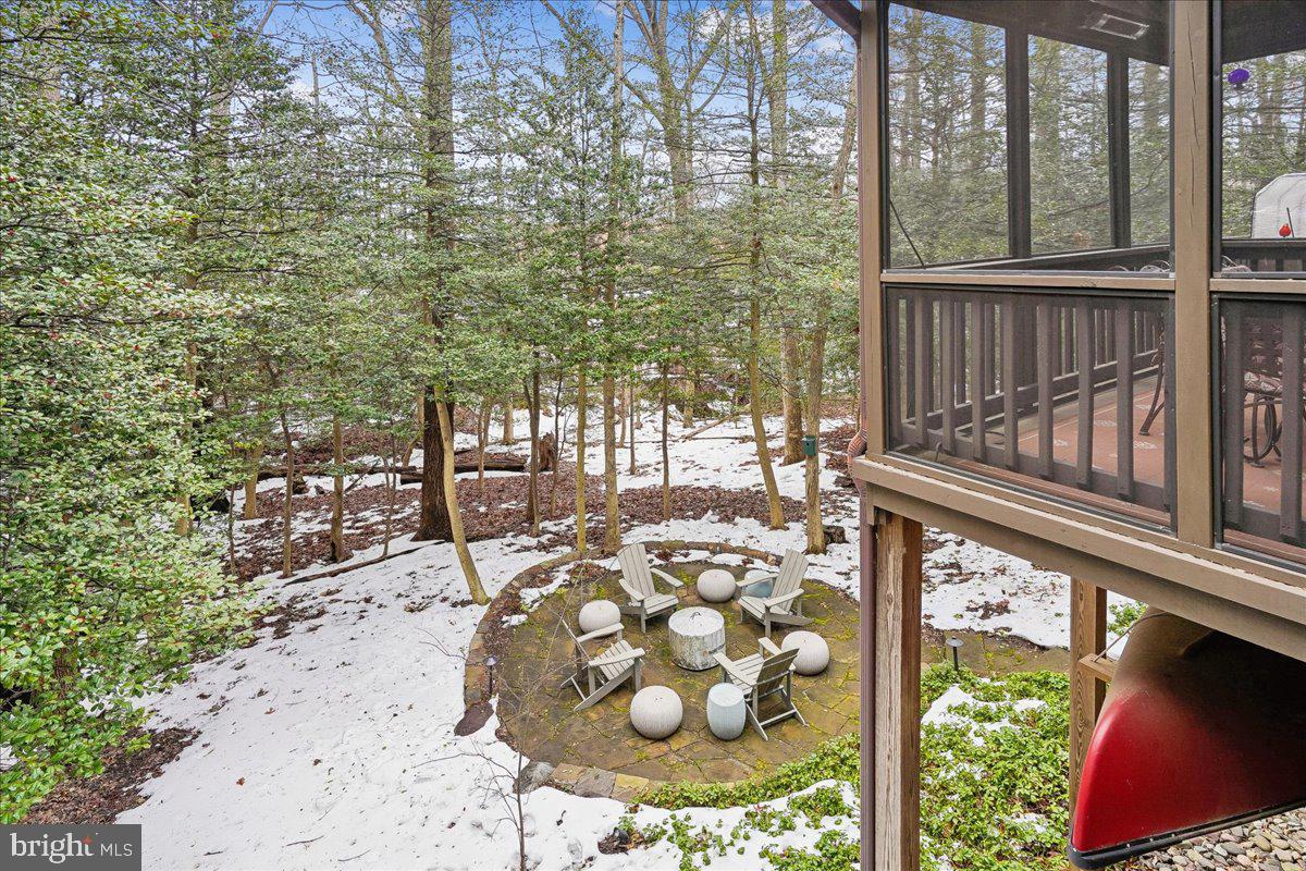 2111 LIRIO CT, RESTON, Virginia 20191, 4 Bedrooms Bedrooms, ,3 BathroomsBathrooms,Residential,For sale,2111 LIRIO CT,VAFX2290814 MLS # VAFX2290814