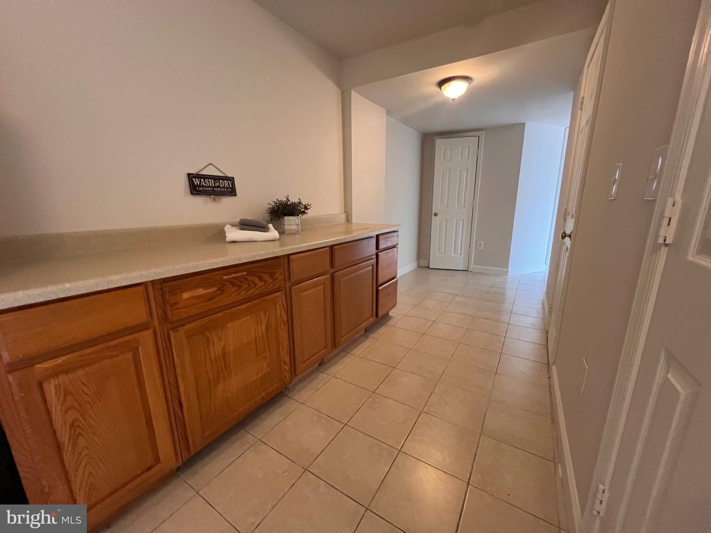 7219 BEVERLY PARK DR, SPRINGFIELD, Virginia 22150, 5 Bedrooms Bedrooms, ,3 BathroomsBathrooms,Residential,For sale,7219 BEVERLY PARK DR,VAFX2290850 MLS # VAFX2290850