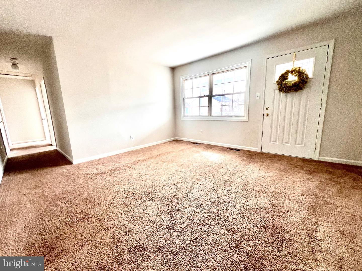 7219 BEVERLY PARK DR, SPRINGFIELD, Virginia 22150, 5 Bedrooms Bedrooms, ,3 BathroomsBathrooms,Residential,For sale,7219 BEVERLY PARK DR,VAFX2290850 MLS # VAFX2290850