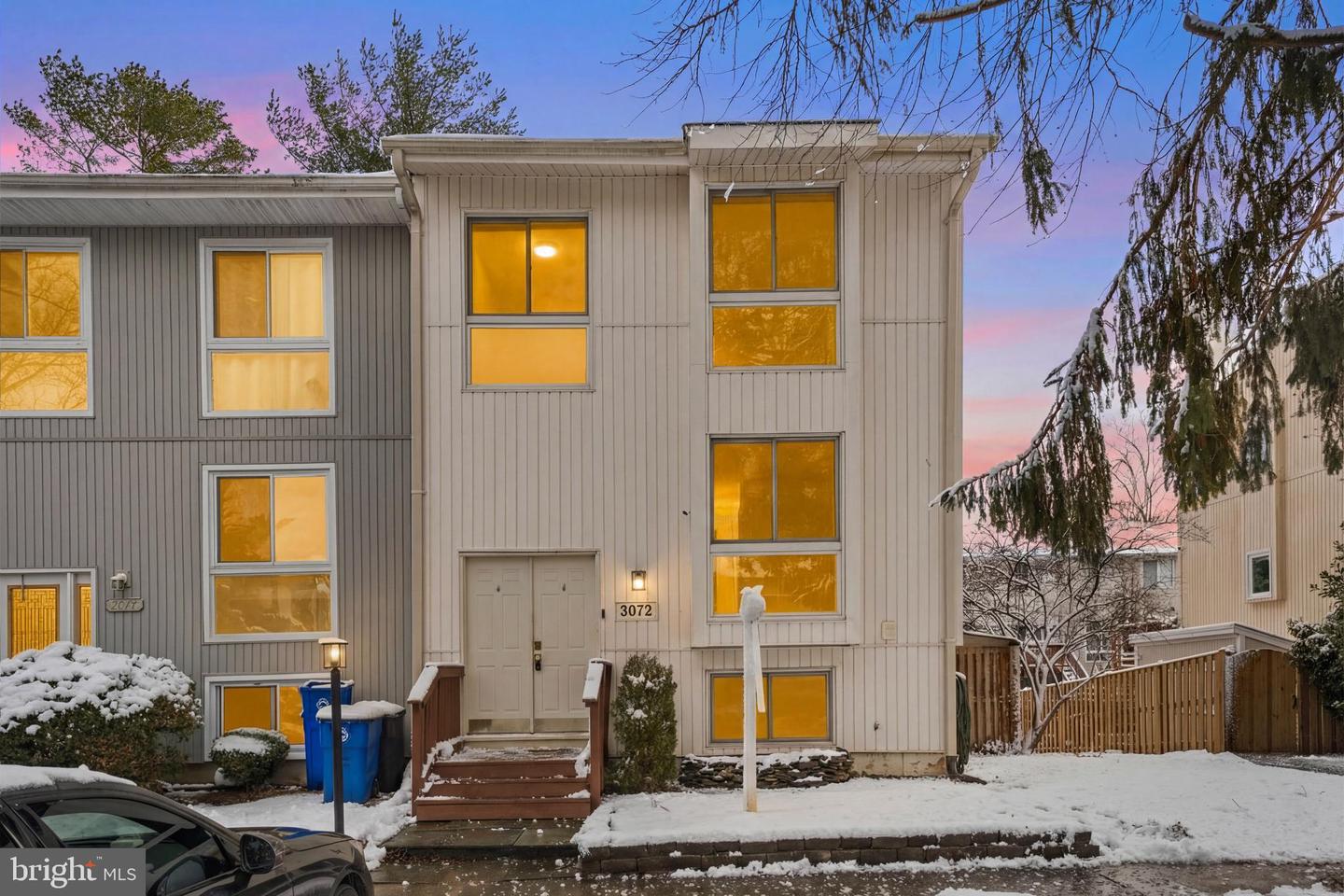 3072 SUGAR LN, VIENNA, Virginia 22181, 4 Bedrooms Bedrooms, ,3 BathroomsBathrooms,Residential,For sale,3072 SUGAR LN,VAFX2290892 MLS # VAFX2290892