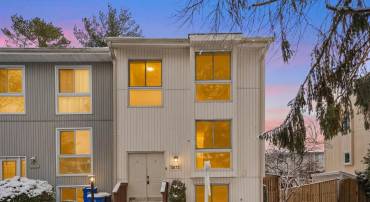 3072 SUGAR LN, VIENNA, Virginia 22181, 4 Bedrooms Bedrooms, ,3 BathroomsBathrooms,Residential,For sale,3072 SUGAR LN,VAFX2290892 MLS # VAFX2290892