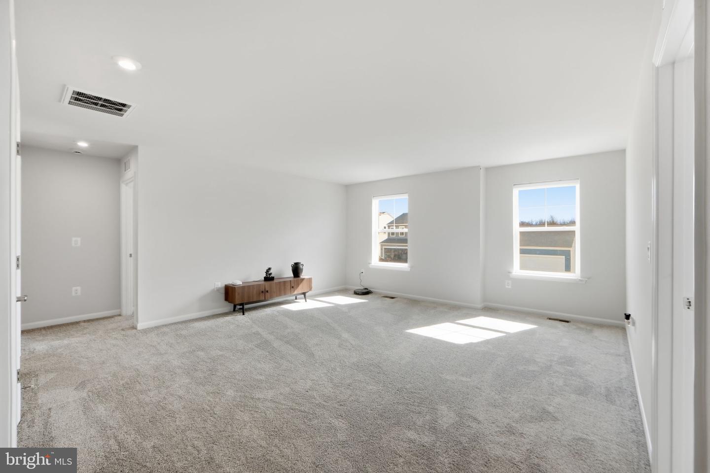 128 POE DR, WINCHESTER, Virginia 22602, 4 Bedrooms Bedrooms, ,3 BathroomsBathrooms,Residential,For sale,128 POE DR,VAFV2039576 MLS # VAFV2039576