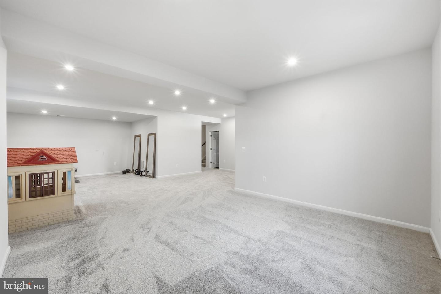 128 POE DR, WINCHESTER, Virginia 22602, 4 Bedrooms Bedrooms, ,3 BathroomsBathrooms,Residential,For sale,128 POE DR,VAFV2039576 MLS # VAFV2039576