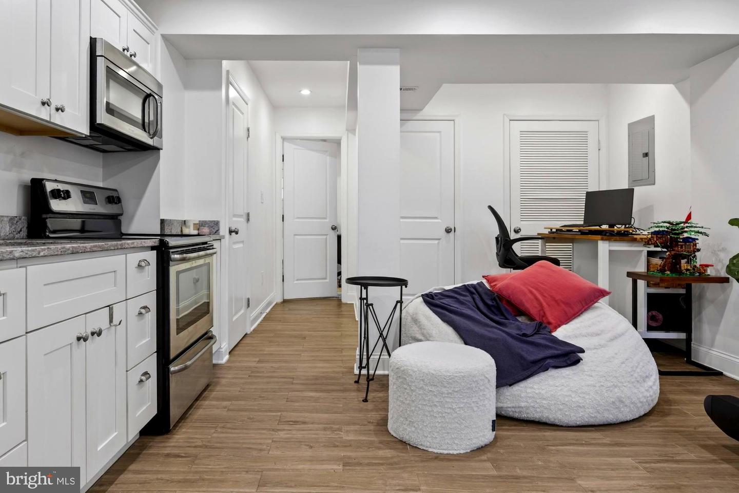 310 16TH ST NE, WASHINGTON, District Of Columbia 20002, 4 Bedrooms Bedrooms, 8 Rooms Rooms,3 BathroomsBathrooms,Residential,For sale,310 16TH ST NE,DCDC2246066 MLS # DCDC2246066