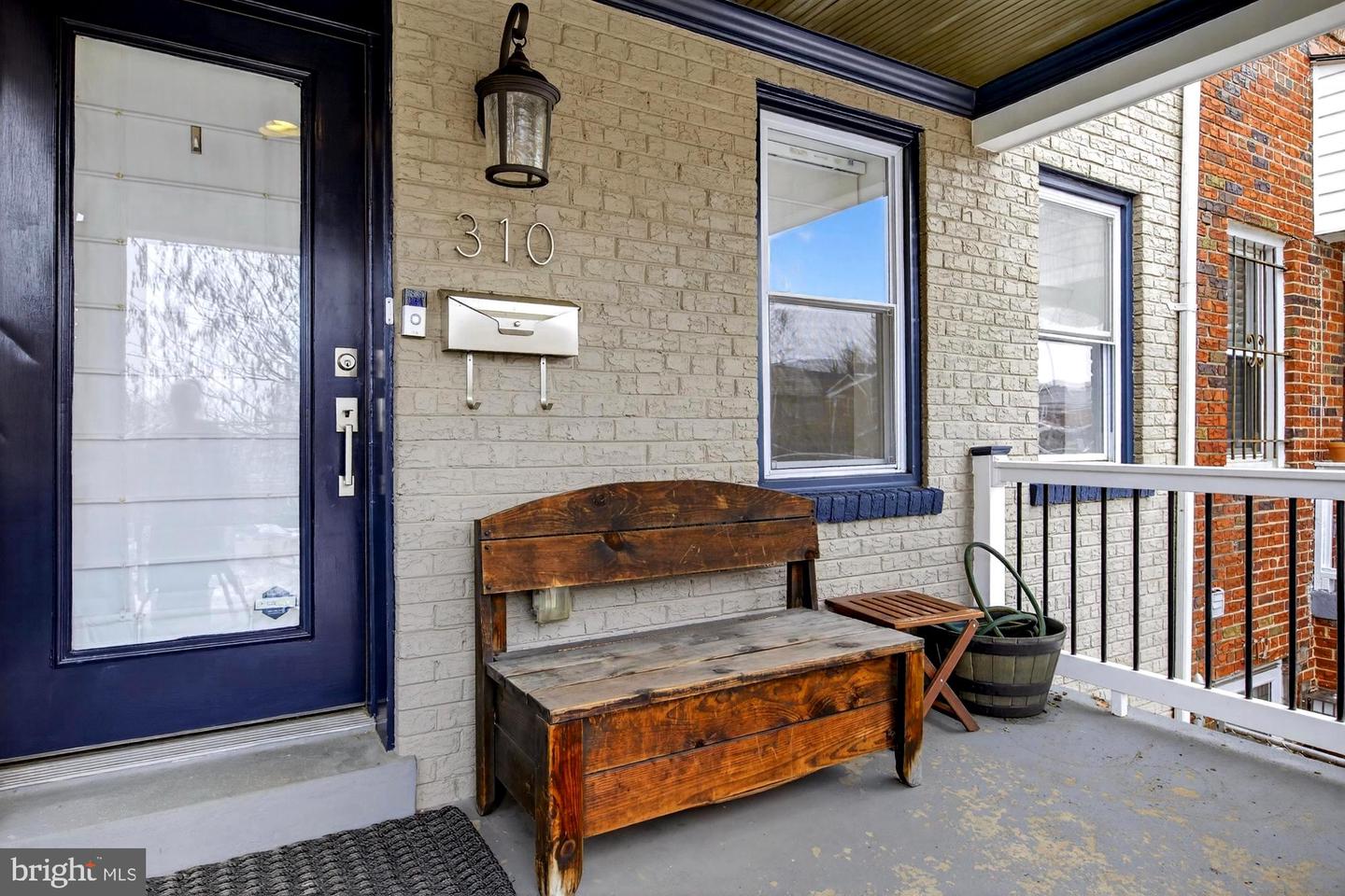 310 16TH ST NE, WASHINGTON, District Of Columbia 20002, 4 Bedrooms Bedrooms, 8 Rooms Rooms,3 BathroomsBathrooms,Residential,For sale,310 16TH ST NE,DCDC2246066 MLS # DCDC2246066