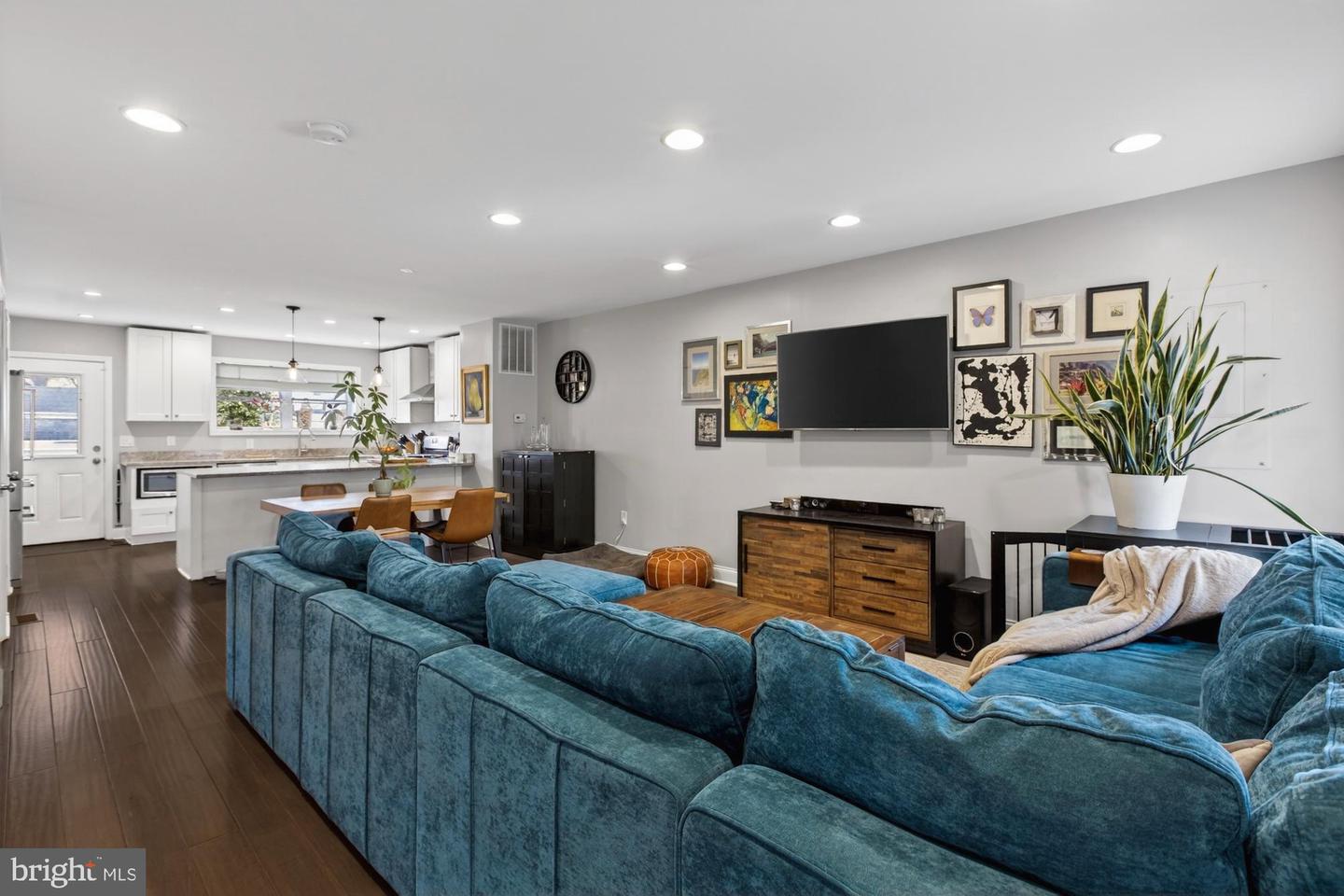 310 16TH ST NE, WASHINGTON, District Of Columbia 20002, 4 Bedrooms Bedrooms, 8 Rooms Rooms,3 BathroomsBathrooms,Residential,For sale,310 16TH ST NE,DCDC2246066 MLS # DCDC2246066