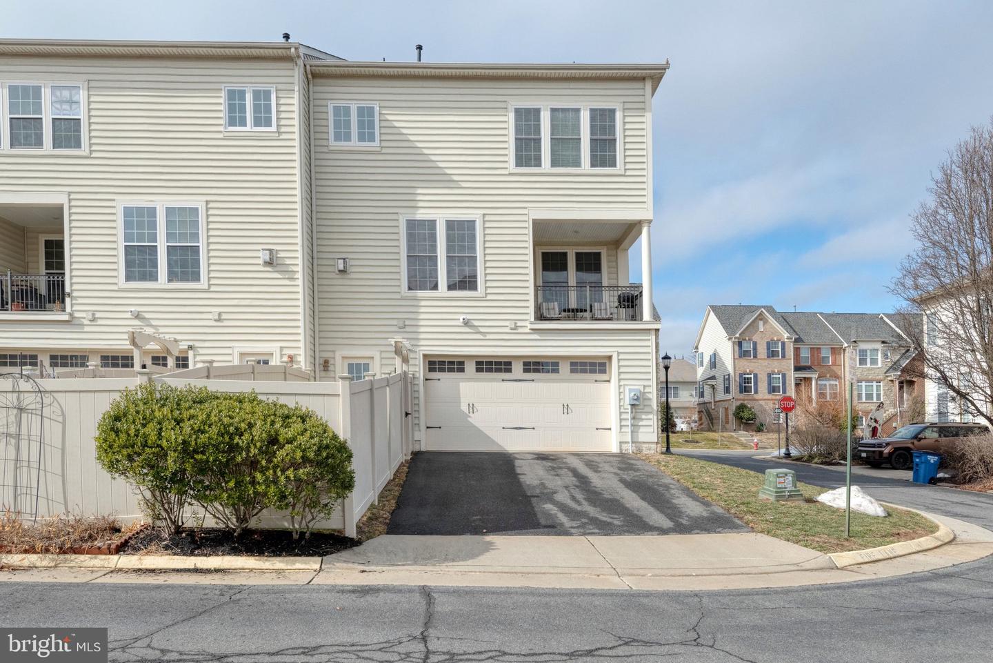 24944 EARLSFORD DR, CHANTILLY, Virginia 20152, 4 Bedrooms Bedrooms, ,3 BathroomsBathrooms,Residential,For sale,24944 EARLSFORD DR,VALO2115916 MLS # VALO2115916 24944 EARLSFORD DR, CHANTILLY, Virginia 20152, 4 Bedrooms Bedrooms, ,3 BathroomsBathrooms,Residential,For sale,24944 EARLSFORD DR,VALO2115916 MLS # VALO2115916