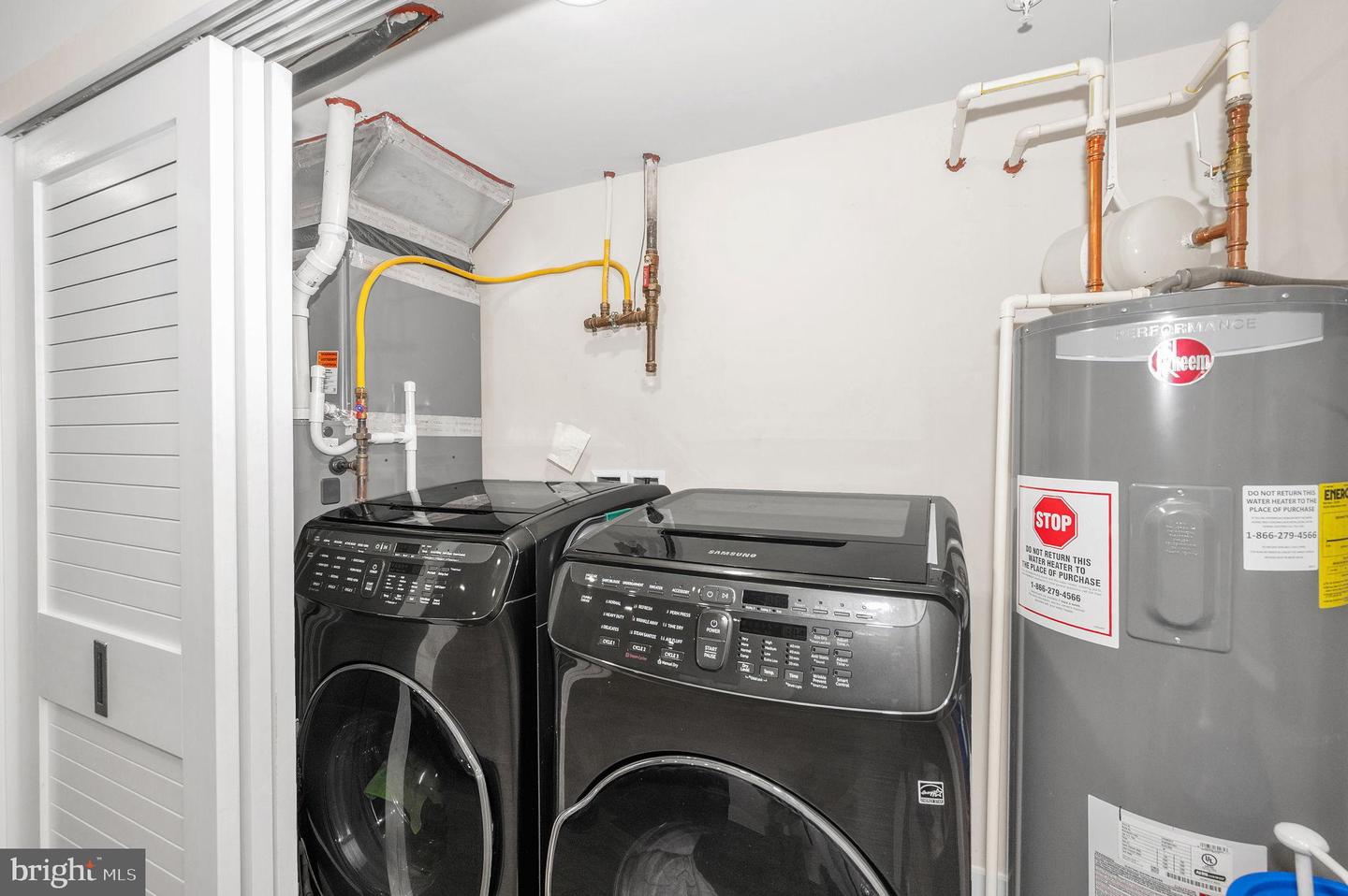 1028 BLADENSBURG RD NE #38, WASHINGTON, District Of Columbia 20002, 1 Bedroom Bedrooms, 3 Rooms Rooms,1 BathroomBathrooms,Residential,For sale,1028 BLADENSBURG RD NE #38,DCDC2246368 MLS # DCDC2246368