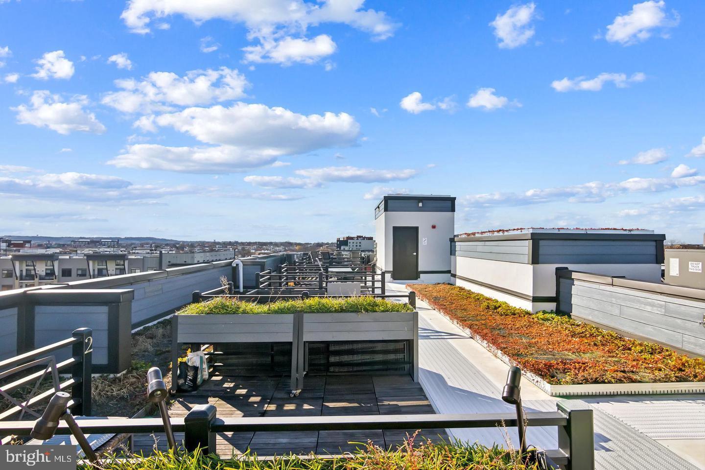 1028 BLADENSBURG RD NE #38, WASHINGTON, District Of Columbia 20002, 1 Bedroom Bedrooms, 3 Rooms Rooms,1 BathroomBathrooms,Residential,For sale,1028 BLADENSBURG RD NE #38,DCDC2246368 MLS # DCDC2246368