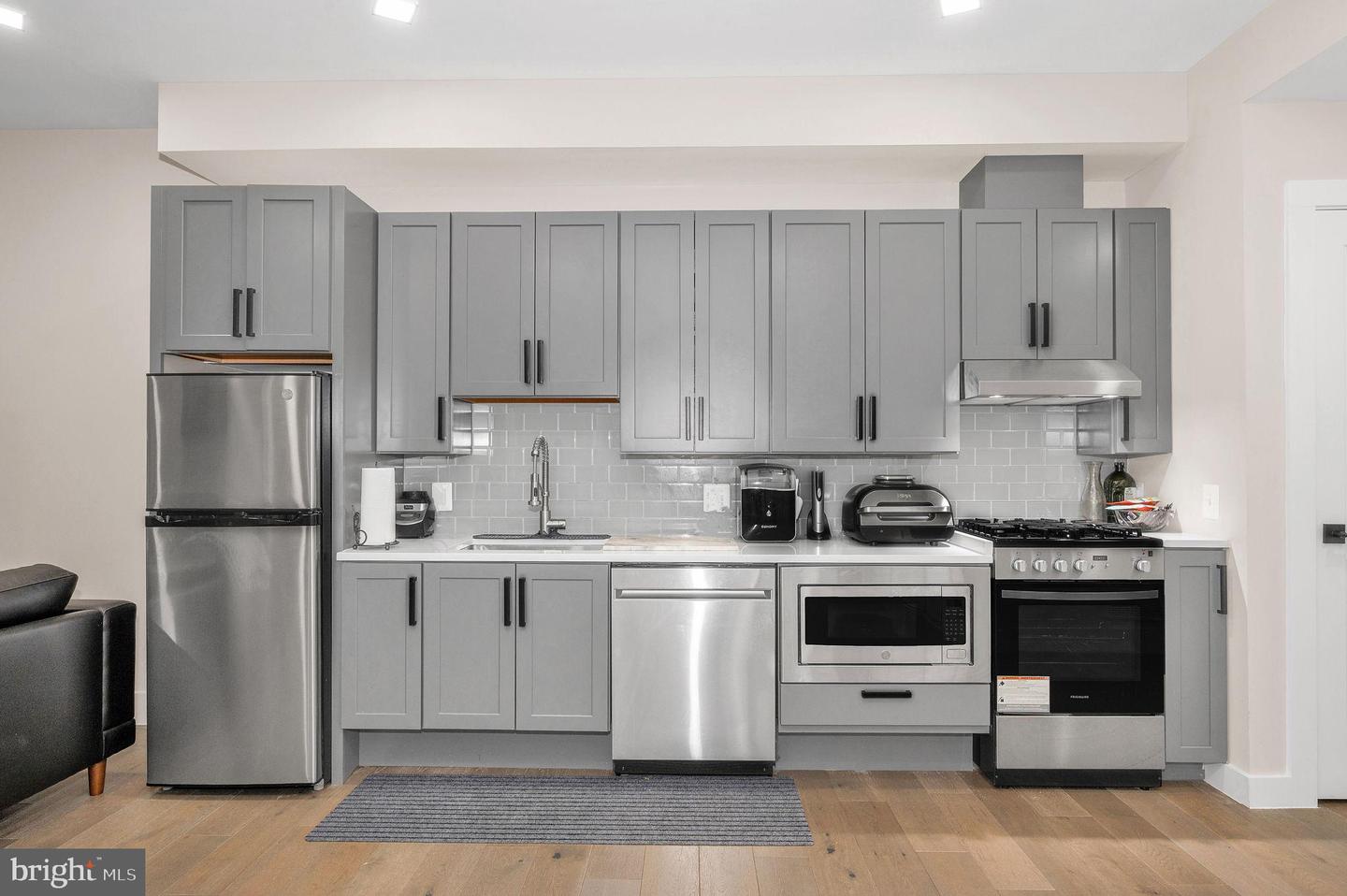 1028 BLADENSBURG RD NE #38, WASHINGTON, District Of Columbia 20002, 1 Bedroom Bedrooms, 3 Rooms Rooms,1 BathroomBathrooms,Residential,For sale,1028 BLADENSBURG RD NE #38,DCDC2246368 MLS # DCDC2246368