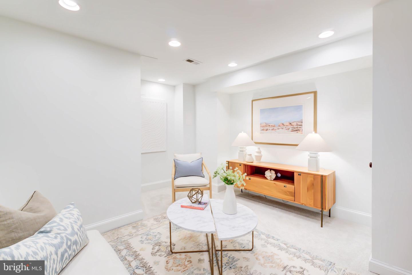 1135 C ST NE, WASHINGTON, District Of Columbia 20002, 3 Bedrooms Bedrooms, ,3 BathroomsBathrooms,Residential,For sale,1135 C ST NE,DCDC2246632 MLS # DCDC2246632