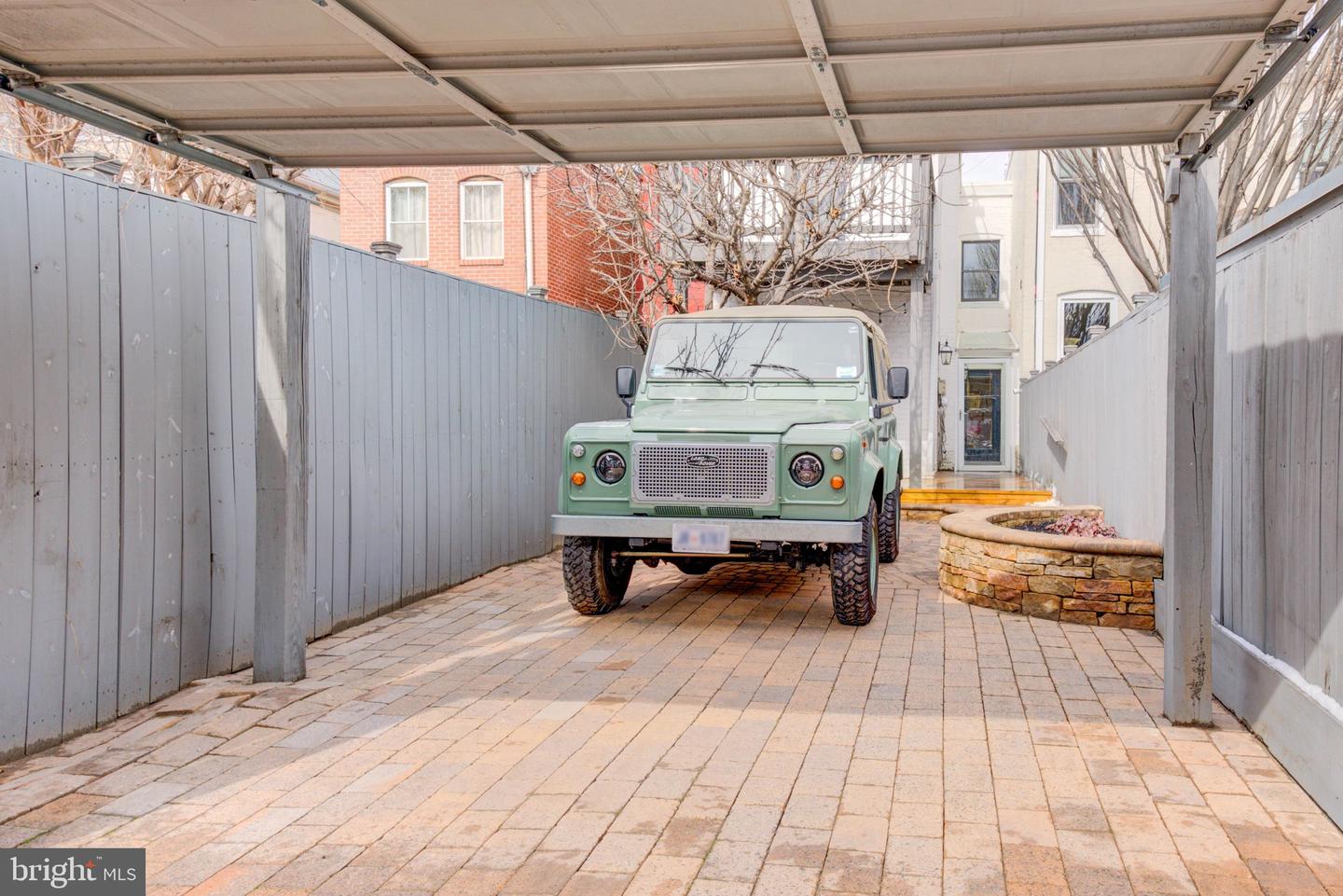 1135 C ST NE, WASHINGTON, District Of Columbia 20002, 3 Bedrooms Bedrooms, ,3 BathroomsBathrooms,Residential,For sale,1135 C ST NE,DCDC2246632 MLS # DCDC2246632