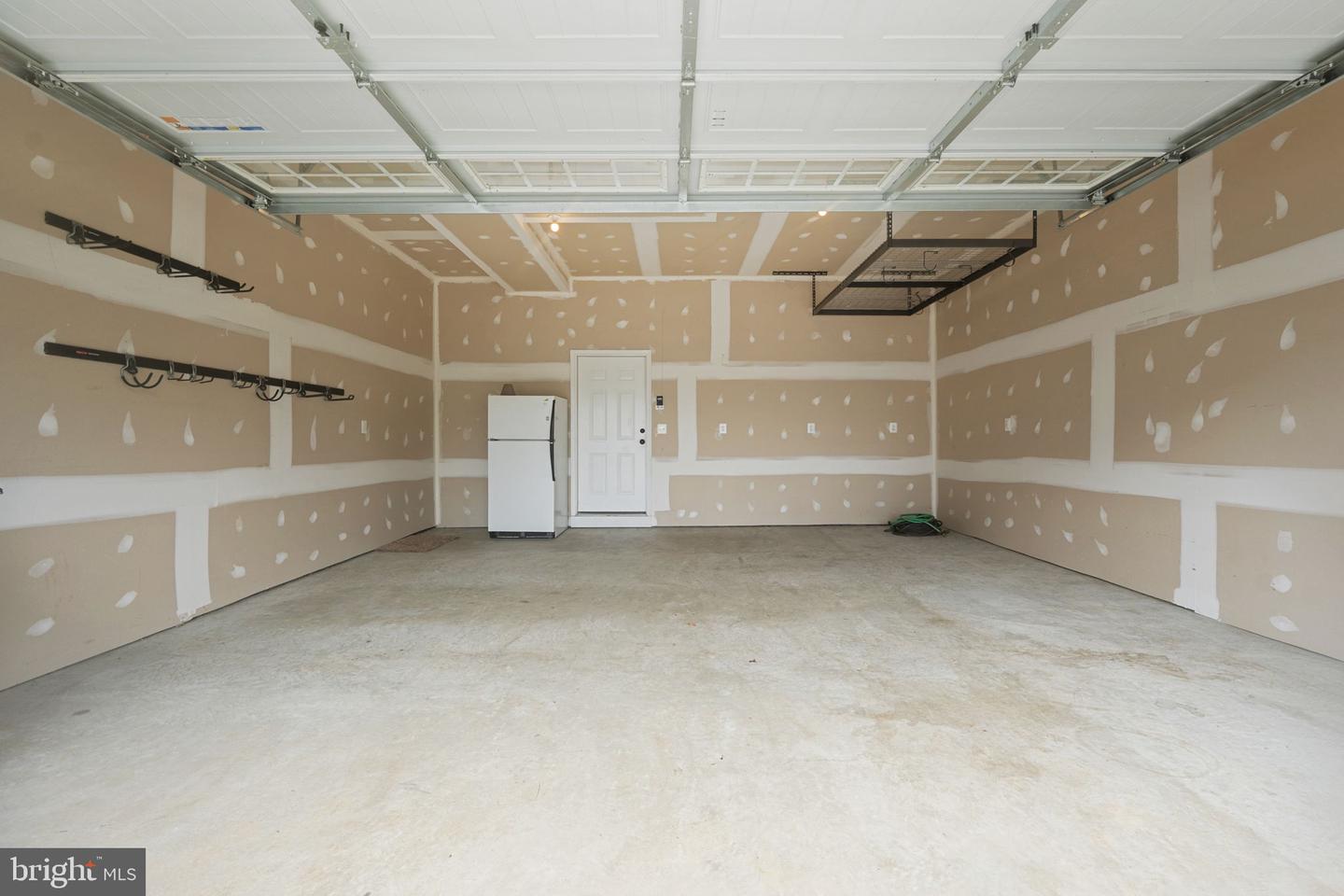 18080 MOSS GARDEN RD, DUMFRIES, Virginia 22026, 4 Bedrooms Bedrooms, ,3 BathroomsBathrooms,Residential,For sale,18080 MOSS GARDEN RD,VAPW2112726 MLS # VAPW2112726