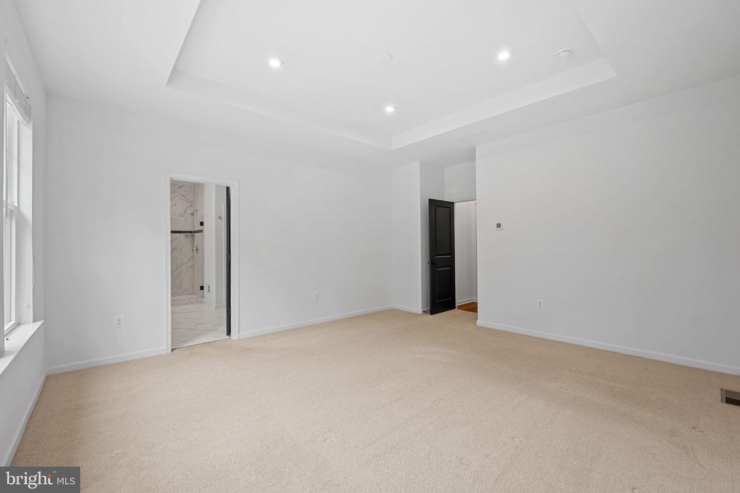 18080 MOSS GARDEN RD, DUMFRIES, Virginia 22026, 4 Bedrooms Bedrooms, ,3 BathroomsBathrooms,Residential,For sale,18080 MOSS GARDEN RD,VAPW2112726 MLS # VAPW2112726